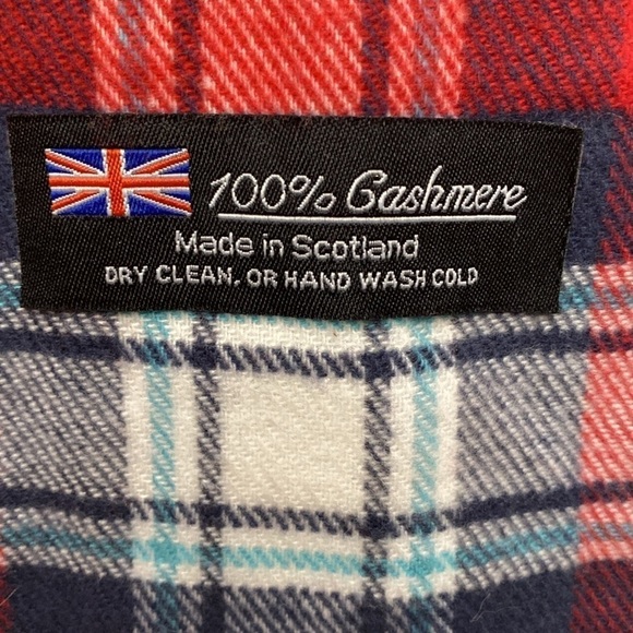 100% Cashmere Classic Red/Blue Plaid Winter Scarf Women’s Made in Scotland 72’ - Picture 5 of 6